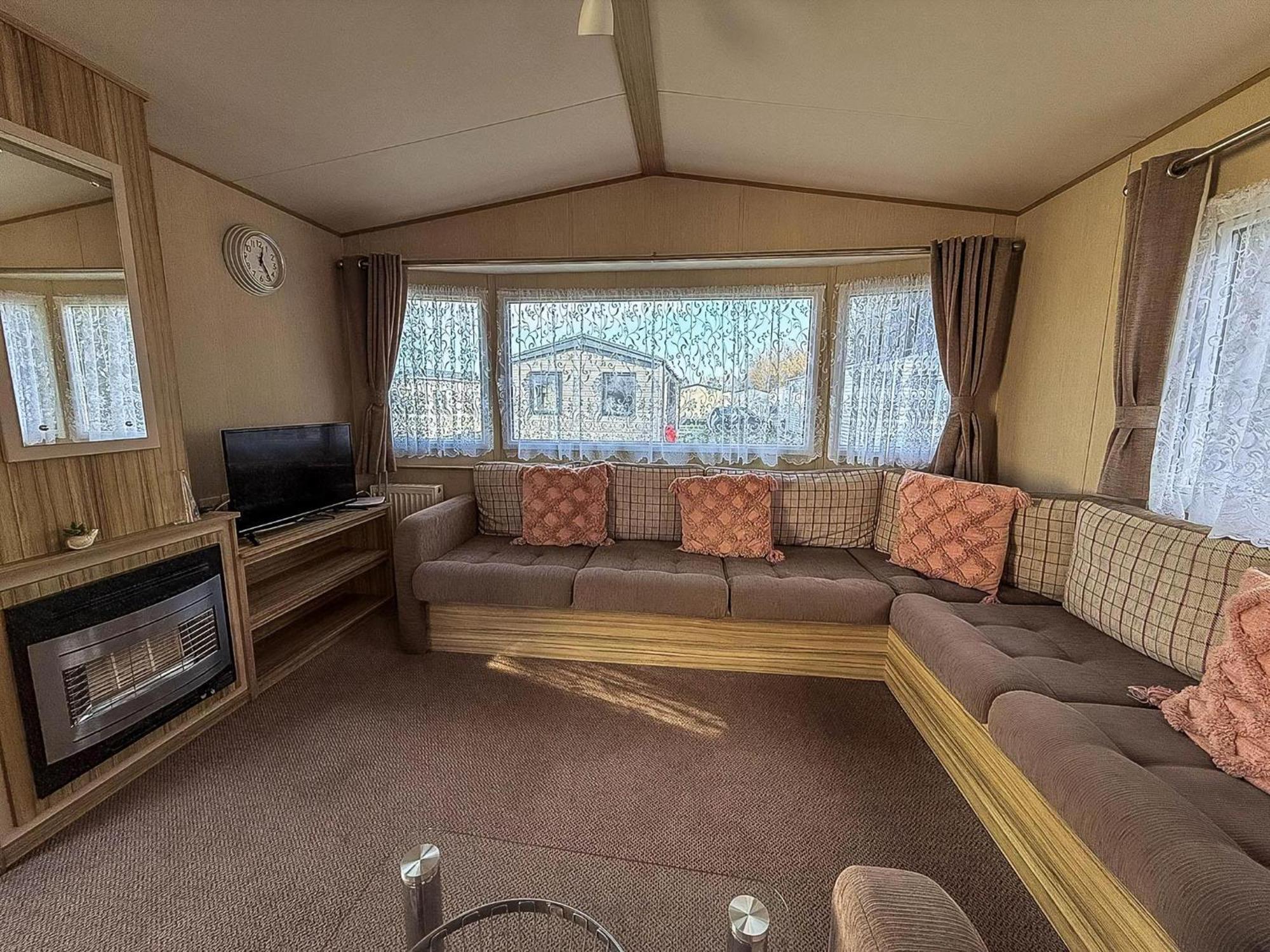 Great 8 Berth Caravan In Norfolk Near To Great Yarmouth Ref 20178Bs Hopton on Sea 外观 照片